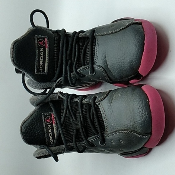 Jordan Jumpman Team 2 gray pink kids 12C - Picture 1 of 8